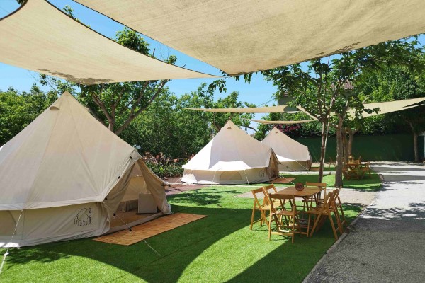 campings/espana/andalucia/malaga/costa-del-sol/ElPino/glamping-verano-personnalise.jpg