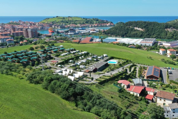 campings/espana/pais-vasco/vizcaya/Zumaia/panoramica01-personnalise.jpg