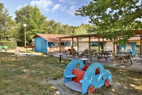 /campings/francia/aquitania/dordona-perigord/LeRepaire/camping-le-repaire-64941fce3f720-xl-personnalise.jpg