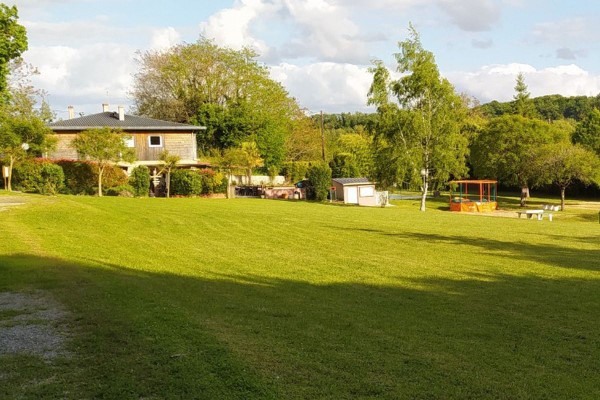 /campings/francia/centro/indre-y-loira/OasisduBerry/camping-oasis-du-berry-1645698799-xl-personnalise.jpg