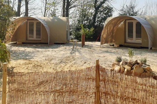 Camping Naturiste Héliomonde - Saint-Chéron - Vayacamping