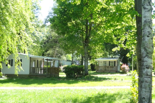 campings/francia/midi-pirineos/ariege/LeHautSalat/page-camping-locatifs-camping-le-haut-salat-personnalise.JPG