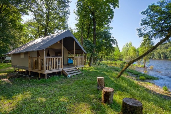 /campings/francia/midi-pirineos/lot/LesChaletssurlaDordogne/les-chalets-sur-la-dordogne-6-7-11zon-personnalise.jpg